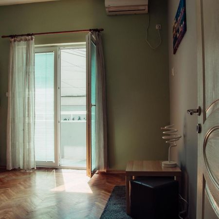 Skopje Downtown Hostel Екстер'єр фото