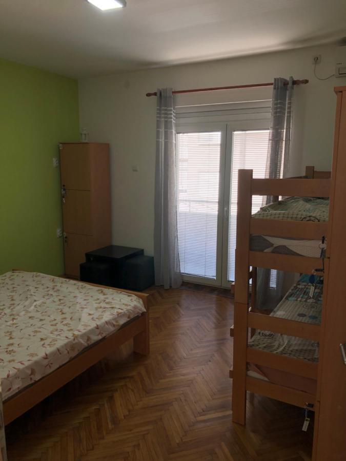 Skopje Downtown Hostel Екстер'єр фото